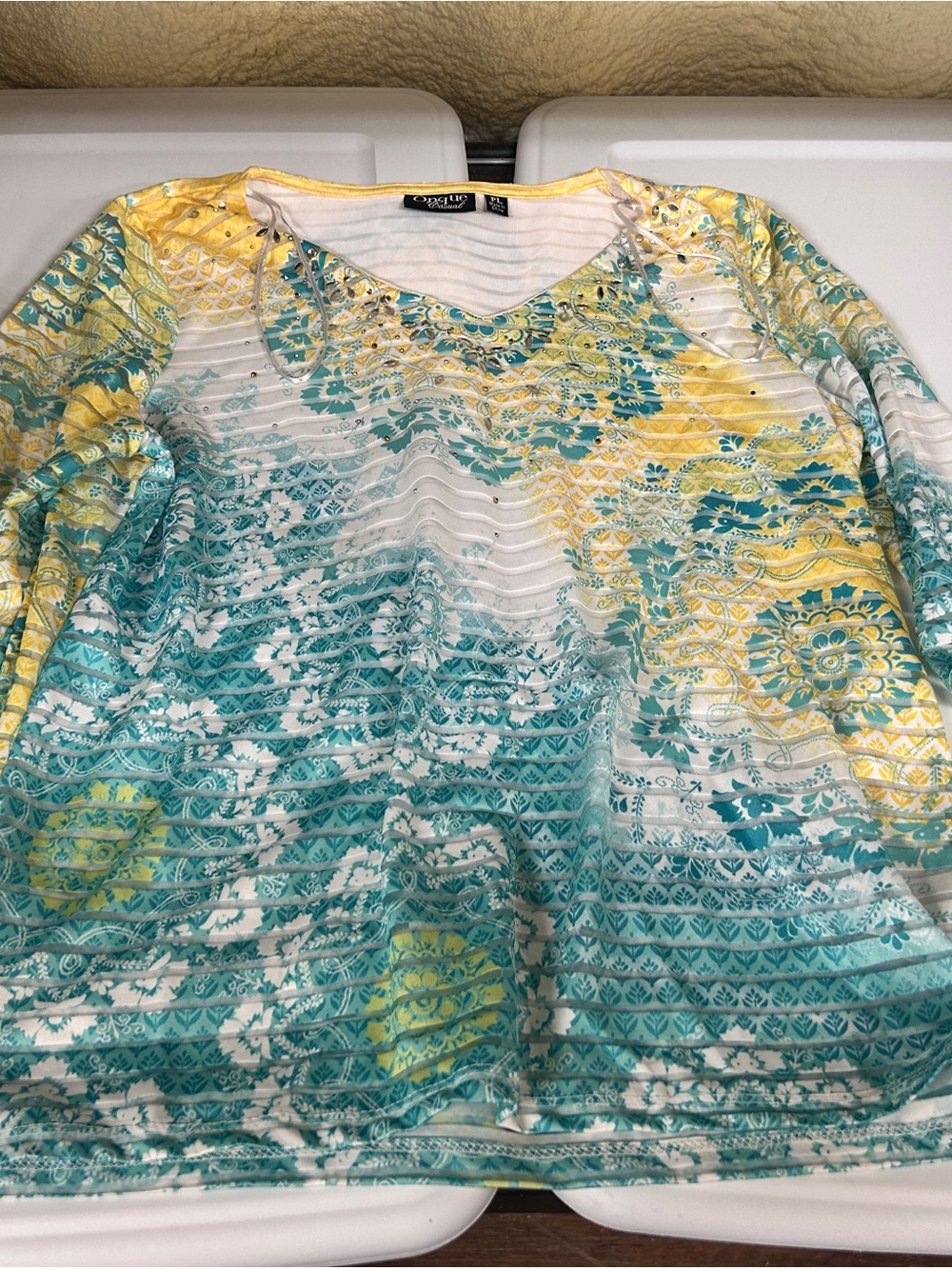 Onque Casual Teal, Yellow & White Short Sleeve V-Neck Top